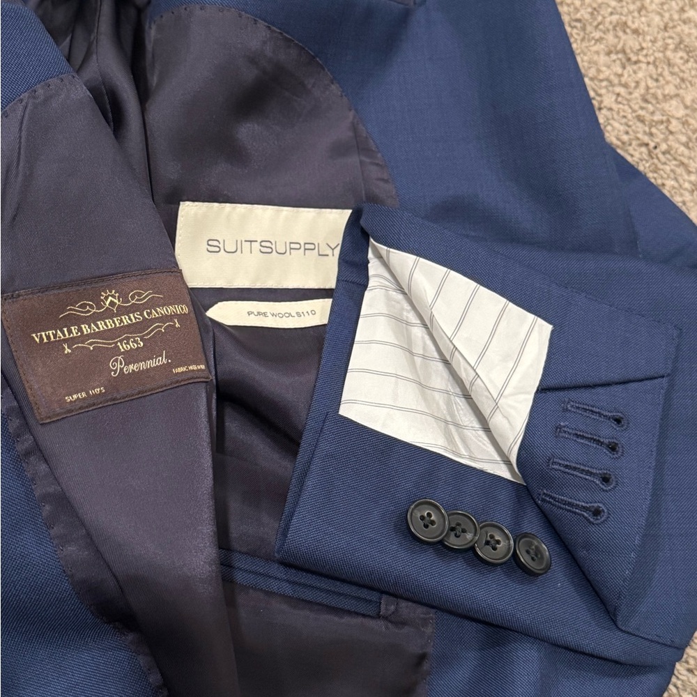 Suitsupply men’s suit with pants 40R & pants